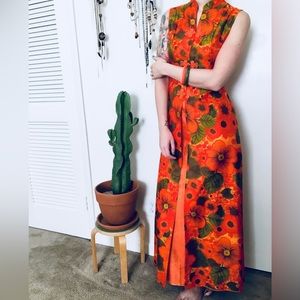 1960s Vintage Asian style red floral dress